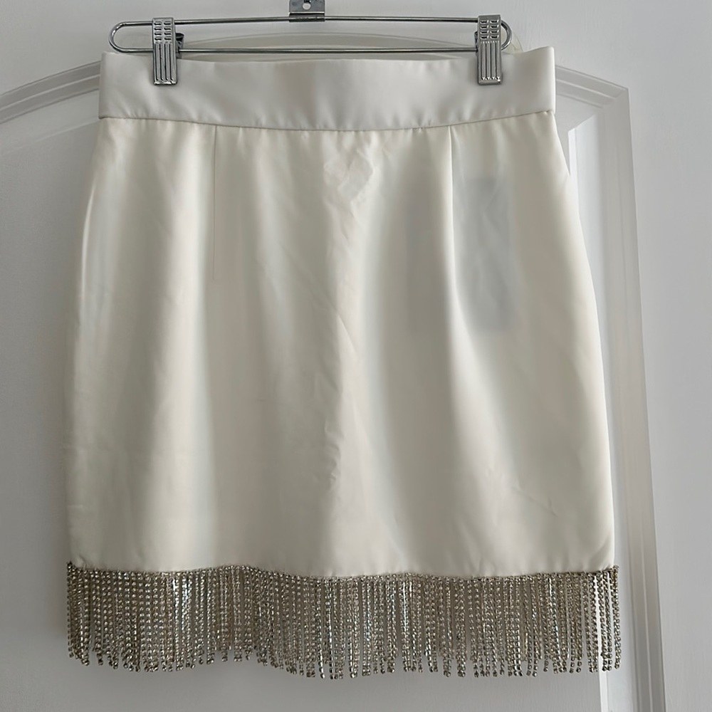 Mini white skirt